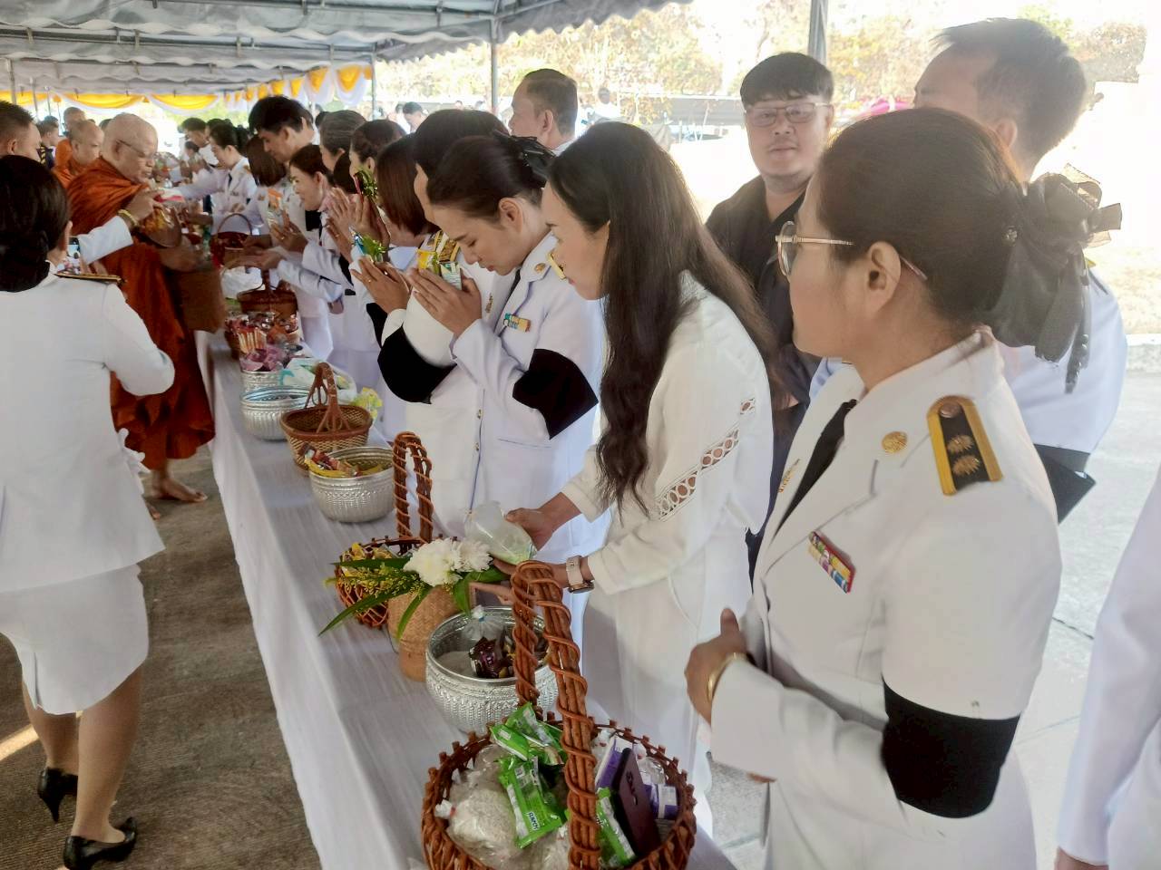 title - ส.ป.ก.กาฬสินธุ์​ ร่วมพิธี​ถวายราชสักการะสมเด็จพระนเรศวรมหาราช และวันยุทธหัตถี